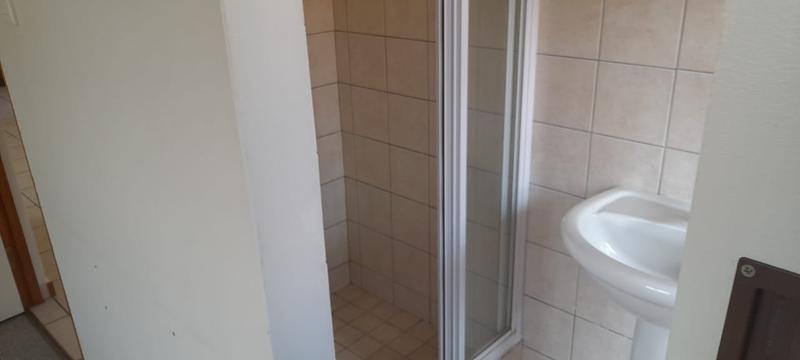 To Let 2 Bedroom Property for Rent in Heiderand Western Cape